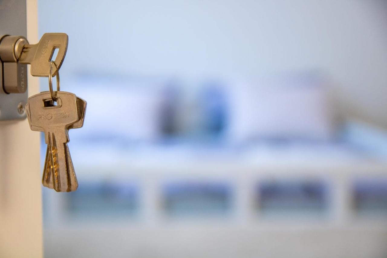 מוסטר Miro Apartments II מראה חיצוני תמונה